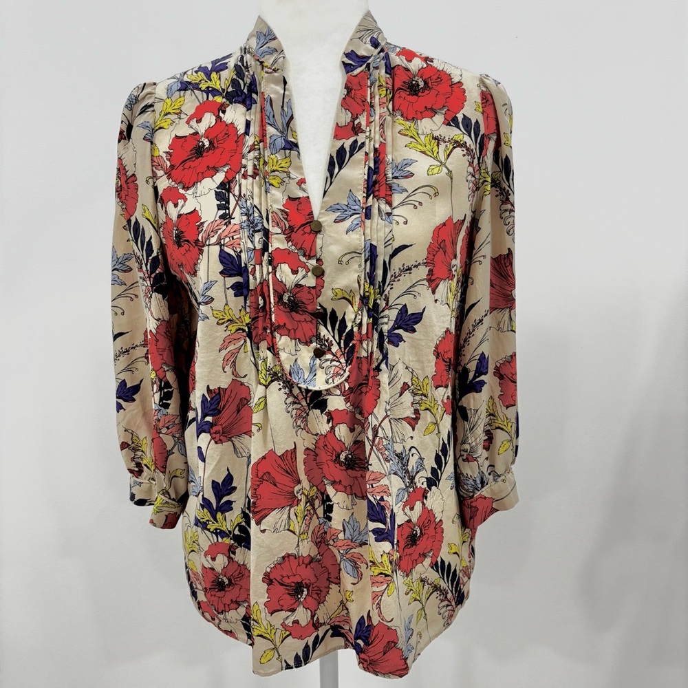 Banana Republic Silk Floral Blouse 3/4 Sleeves V-Neck W/ Buttons Womens Size S
